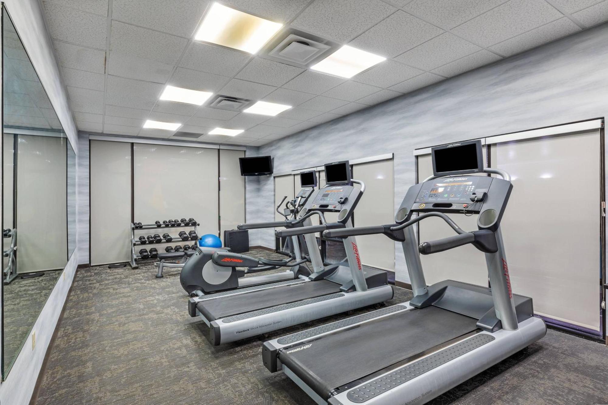 Fairfield Inn & Suites Tulsa Downtown Arts District מראה חיצוני תמונה